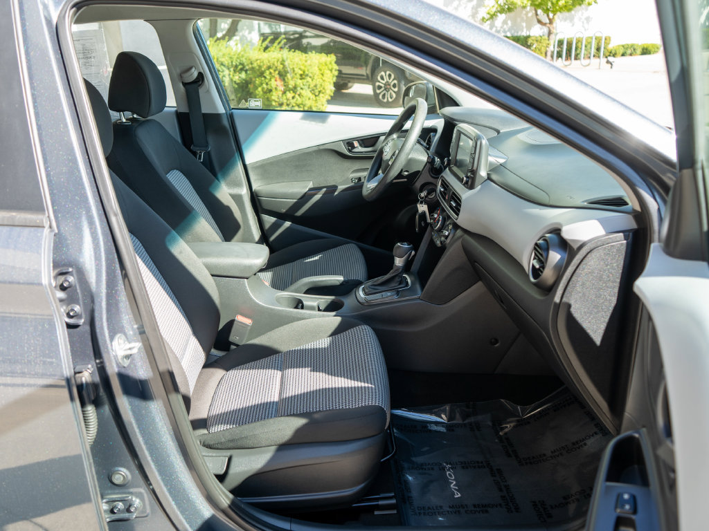 Used 2019 Hyundai Kona SE w/ Cargo Package FWD image 10