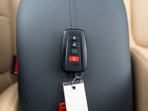 New 2025 Toyota RAV4 Limited image 34