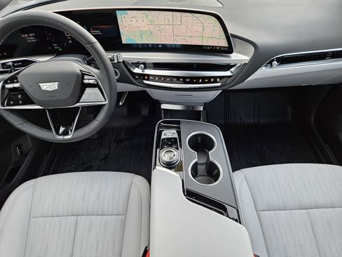 New 2025 Cadillac Lyriq Sport image 17