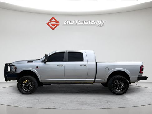 Used 2021 RAM 3500 Laramie AWD/4WD image 11