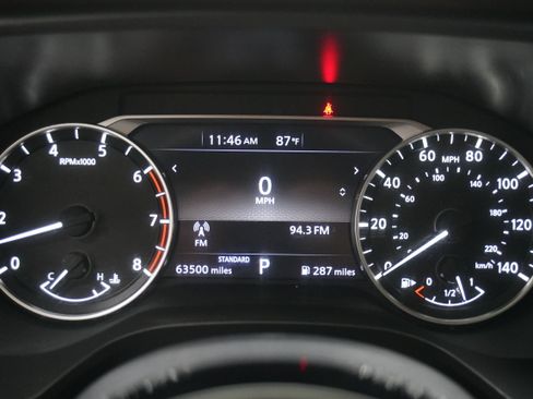 Used 2021 Nissan Rogue SV FWD image 14