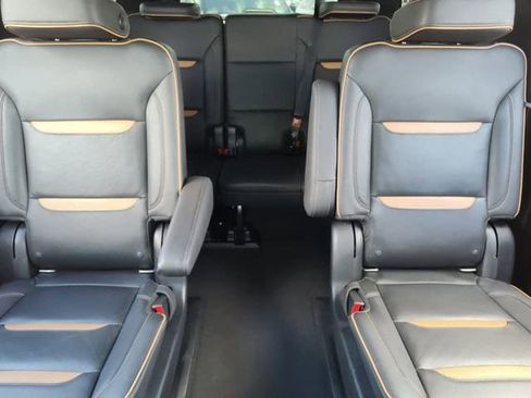 Used 2021 GMC Yukon XL AT4 w/ AT4 Premium Package image 33