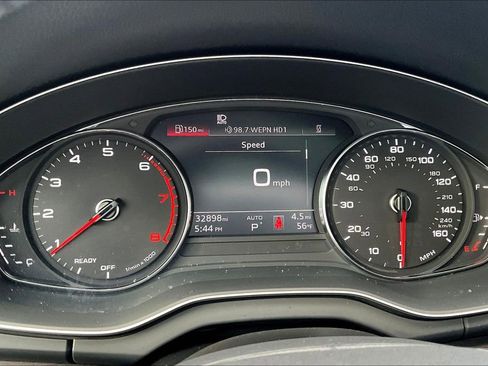 Used 2023 Audi Q5 2.0T Premium w/ Convenience Package image 13