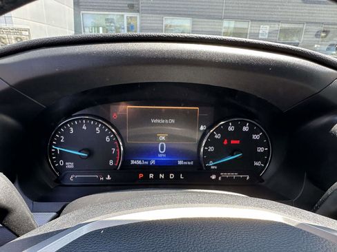 Certified 2023 Ford Explorer XLT w/ Equipment Group 202A AWD/4WD image 27