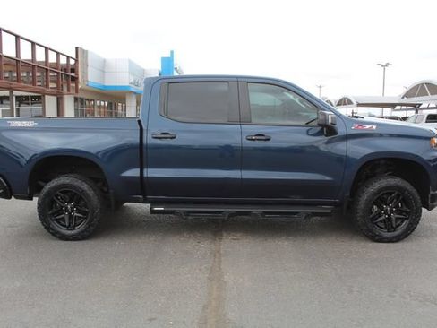 Used 2020 Chevrolet Silverado 1500 LT Trail Boss AWD/4WD image 2