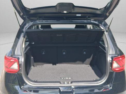 Used 2025 Hyundai Venue SEL FWD image 23