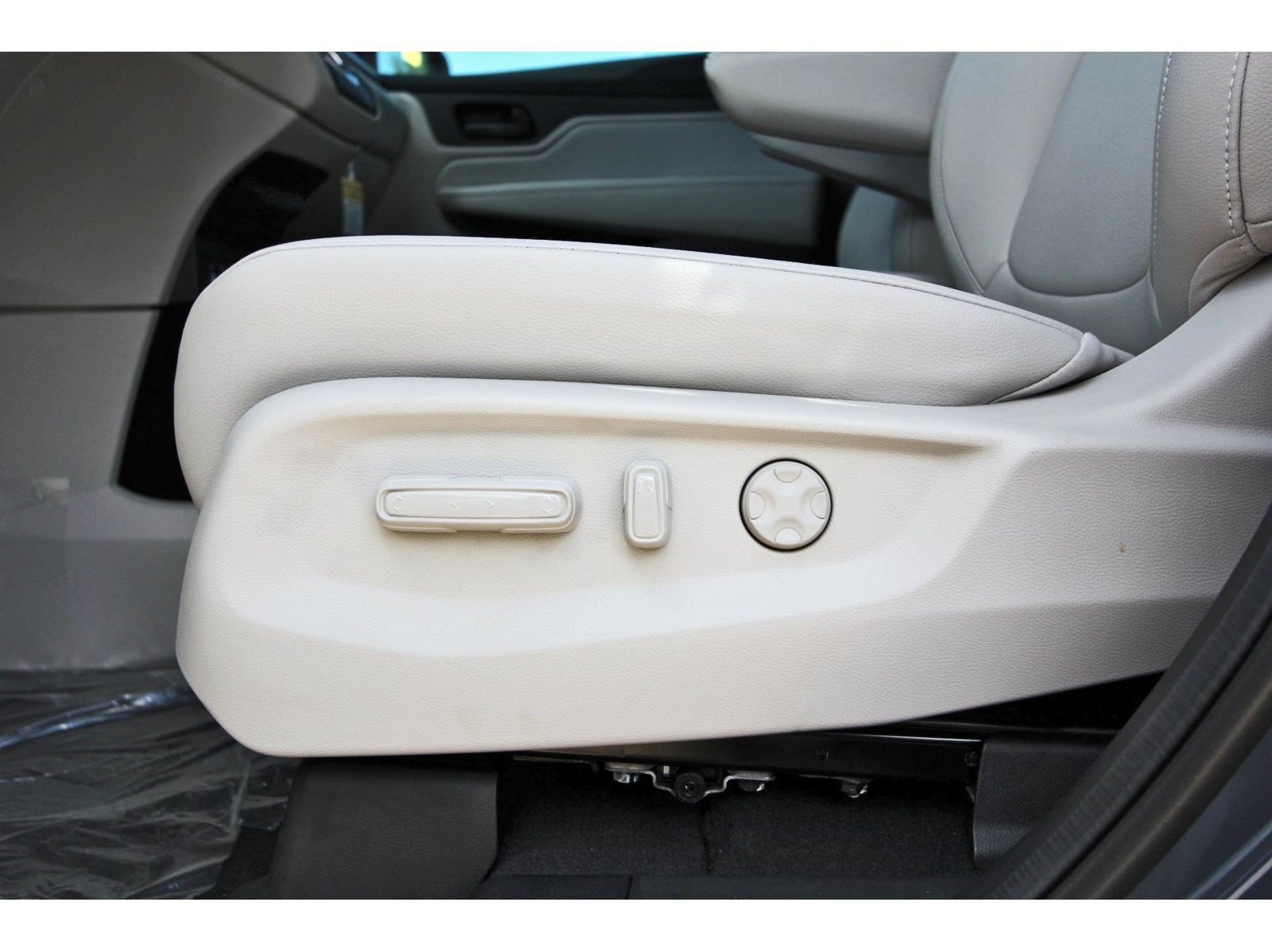 New 2027 Honda Odyssey EX-L image 32