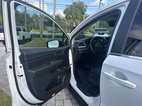 Used 2025 Honda Odyssey EX-L image 22