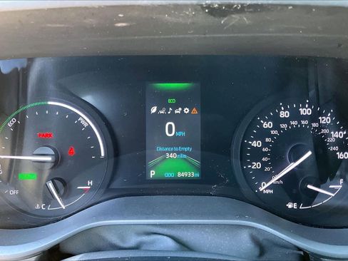 Used 2021 Toyota Sienna XLE image 26