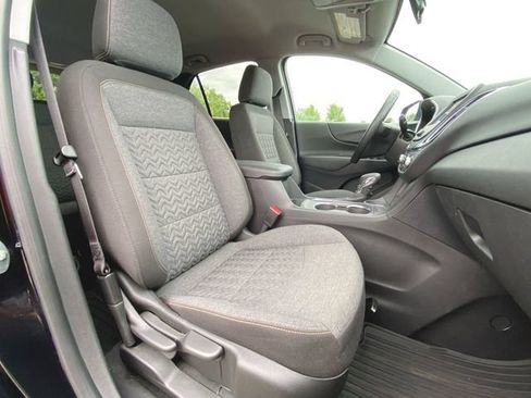 Used 2023 Chevrolet Equinox LT FWD image 26