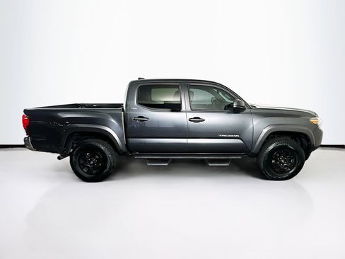 Used 2021 Toyota Tacoma SR5 image 10