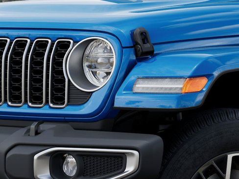 New 2026 Jeep Wrangler Unlimited Sahara AWD/4WD image 38