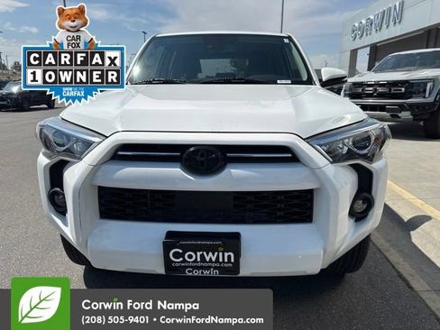 Used 2021 Toyota 4Runner SR5 Premium w/ Moonroof Package AWD/4WD image 2