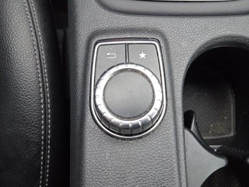 Used 2017 Mercedes-Benz GLA 250 GLA 250 image 26