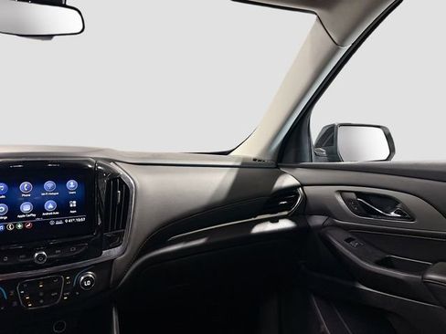 Used 2021 Chevrolet Traverse LT AWD/4WD image 23