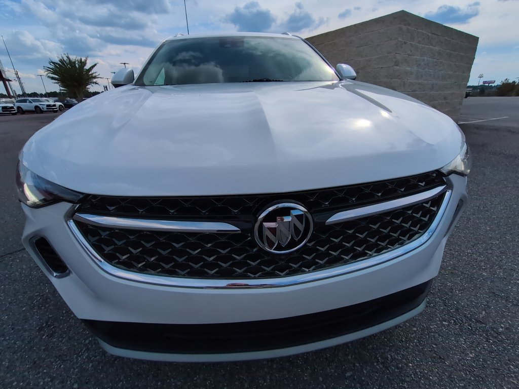 Used 2023 Buick Envision Avenir AWD/4WD image 2