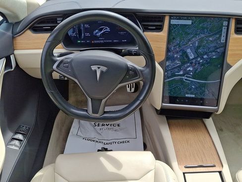Used 2018 Tesla Model S 100D AWD/4WD image 12