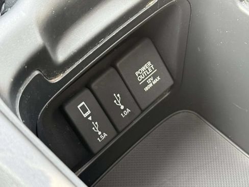 Used 2017 Honda CR-V EX image 12