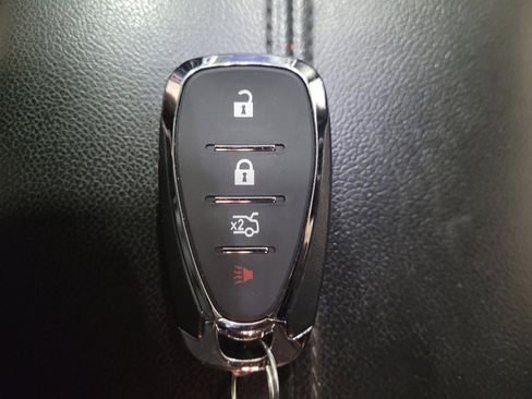 Used 2021 Chevrolet Malibu LT FWD image 32