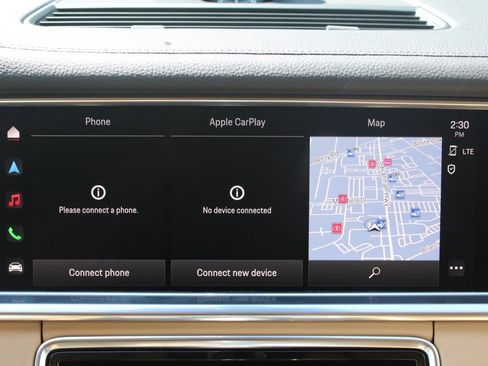 Used 2023 Porsche Panamera 4 image 23