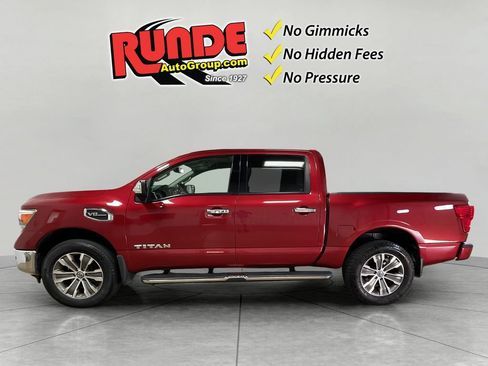Used 2017 Nissan Titan SL AWD/4WD image 3