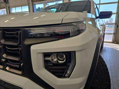 Used 2024 GMC Canyon AT4X image 32