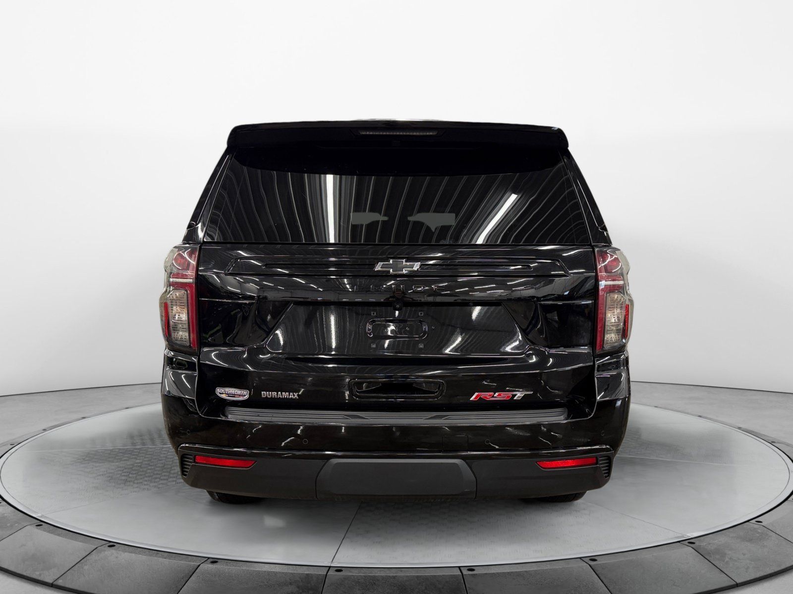Used 2023 Chevrolet Tahoe RST w/ Luxury Package AWD/4WD image 6