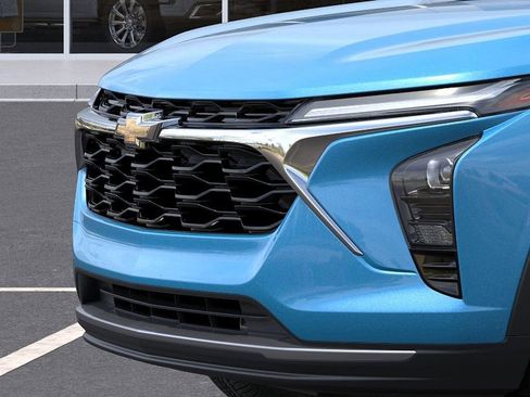New 2026 Chevrolet Trax LT w/ LT Convenience Package FWD image 13