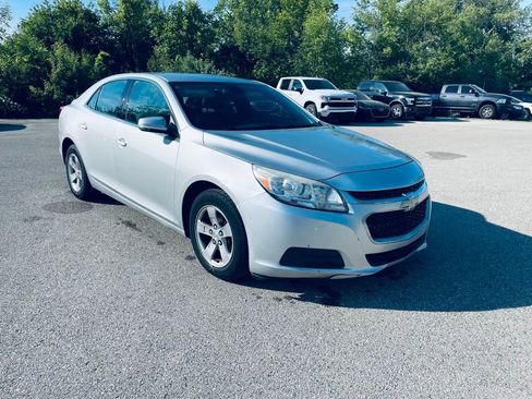 Used 2015 Chevrolet Malibu LT FWD image 9