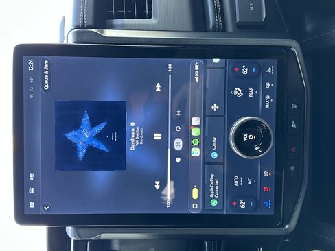 Used 2024 Ford Expedition Max Platinum image 38