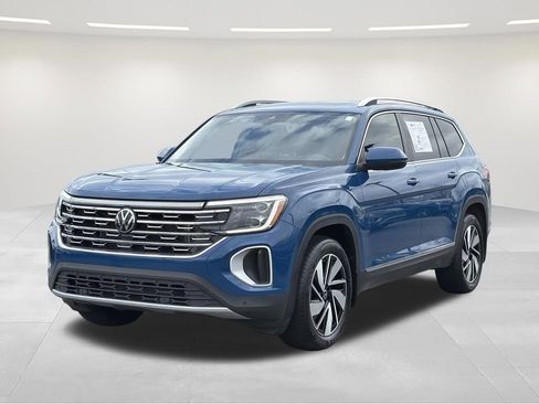 Used 2025 Volkswagen Atlas SEL image 1