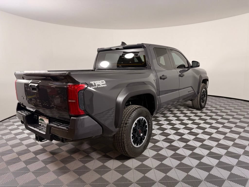 Used 2024 Toyota Tacoma TRD Off-Road AWD/4WD image 10