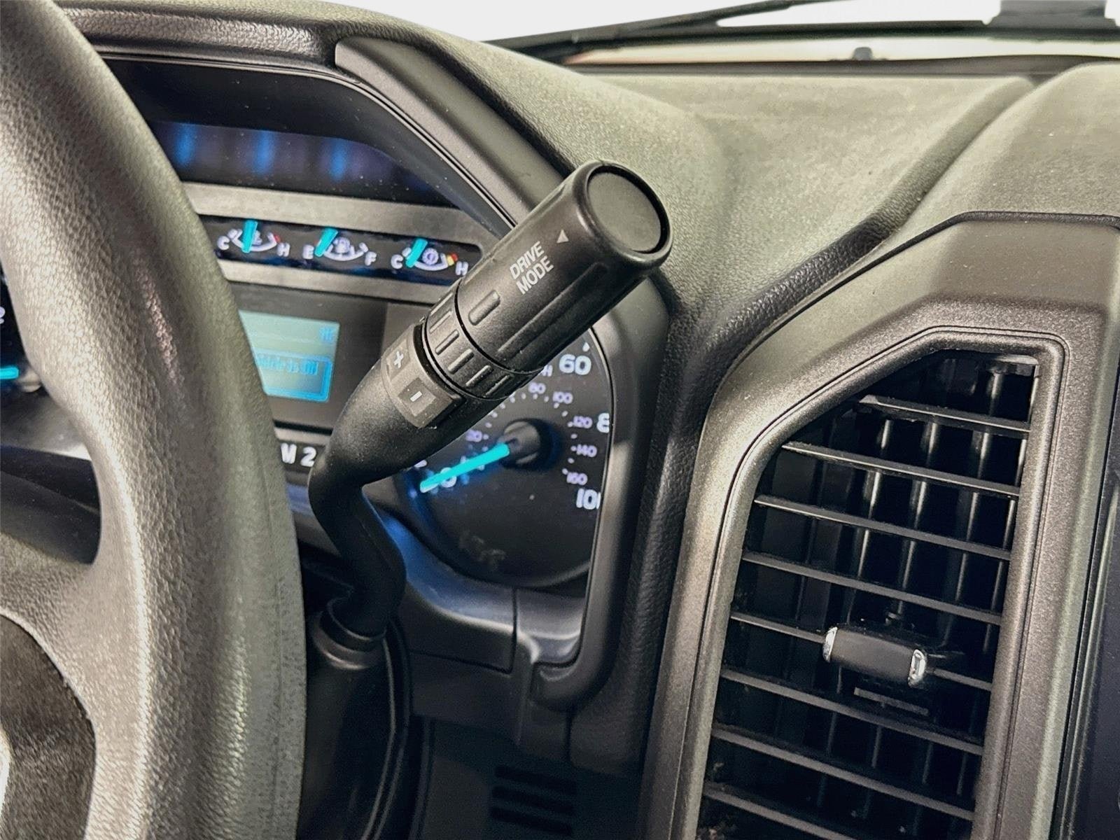 Used 2022 Ford F250 XL w/ Power Equipment Group RWD image 17