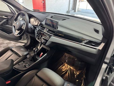 Used 2019 BMW X1 xDrive28i w/ Convenience Package AWD/4WD image 17