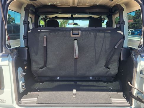 Used 2023 Jeep Wrangler Sport AWD/4WD image 25