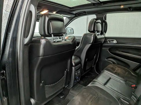 Used 2017 Jeep Grand Cherokee Trailhawk w/ Trailhawk Luxury Group image 21