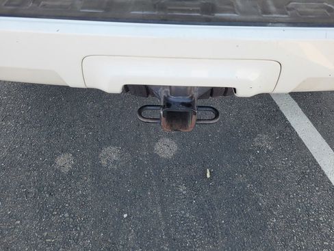 Used 2020 Toyota 4Runner SR5 Premium w/ Moonroof Package image 6