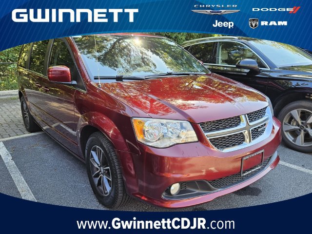 Used 2017 Dodge Grand Caravan SXT FWD image 1