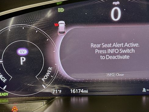 Used 2024 MAZDA CX-90 Plug-In Hybrid w/ Premium Plus image 18