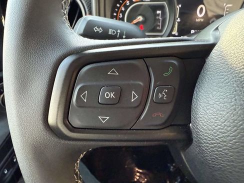 Used 2025 Jeep Wrangler Unlimited Rubicon AWD/4WD image 23