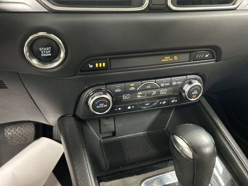 Used 2017 MAZDA CX-5 Touring w/ Preferred Equipment Package AWD/4WD image 16