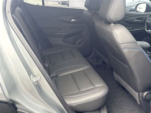 Certified 2024 Buick Envista Sport Touring w/ Convenience I Package image 25