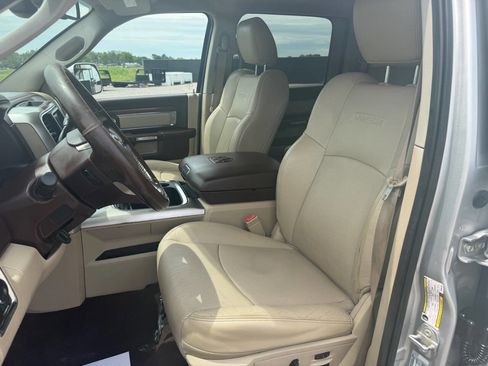 Used 2017 RAM 2500 Laramie w/ Snow Chief Group AWD/4WD image 17