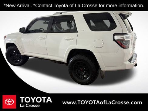Used 2017 Toyota 4Runner SR5 Premium image 2