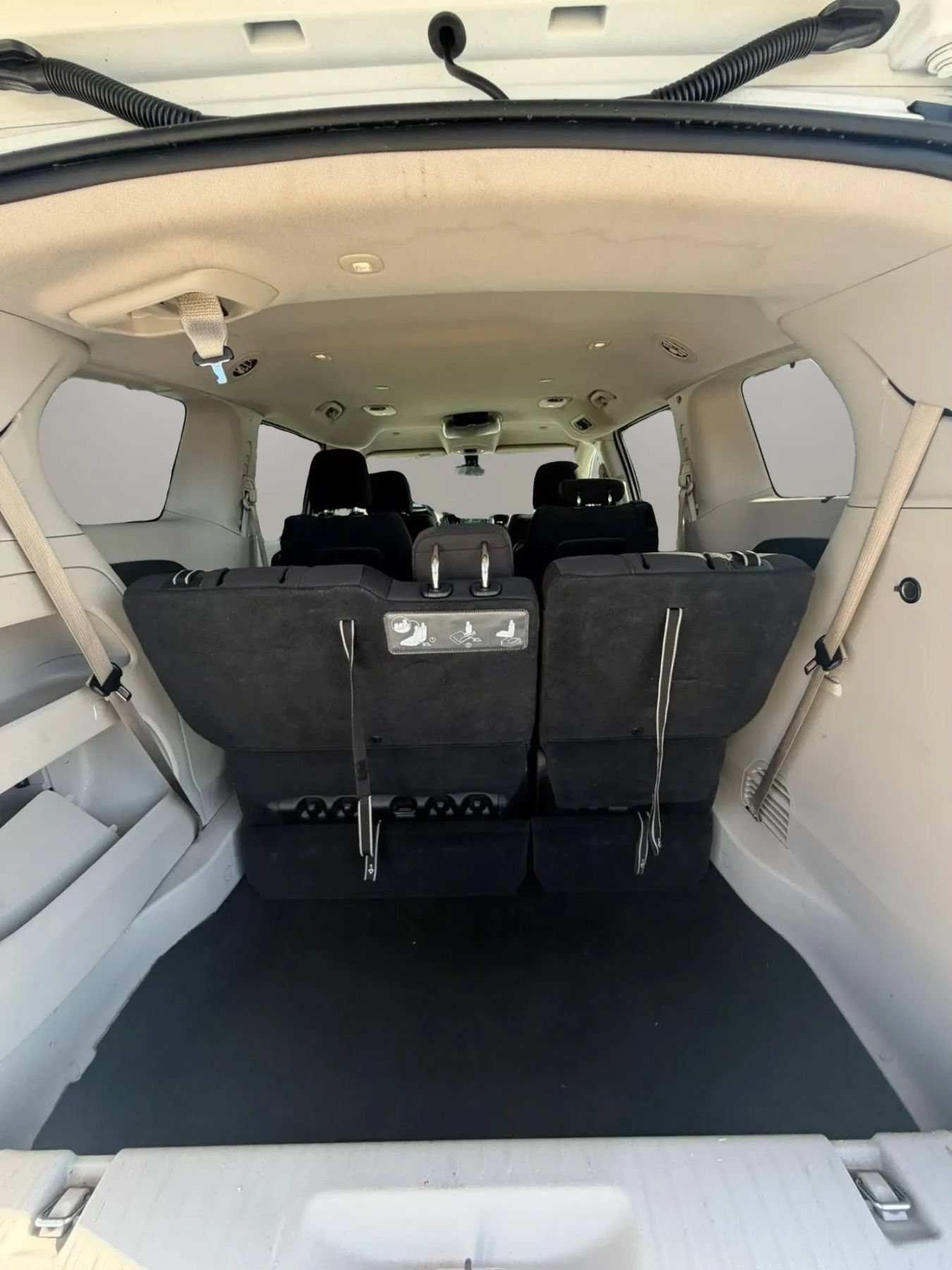 Used 2017 Chrysler Pacifica Touring Plus w/ Security Group FWD image 21
