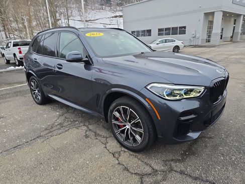 Used 2022 BMW X5 M50i w/ Executive Package image 7