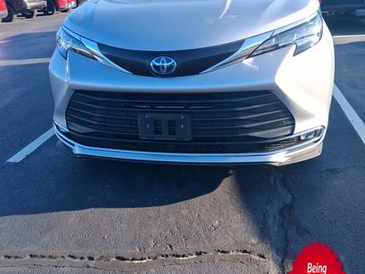 Used 2023 Toyota Sienna XLE