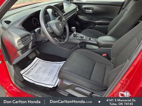 Certified 2025 Honda HR-V Sport image 14