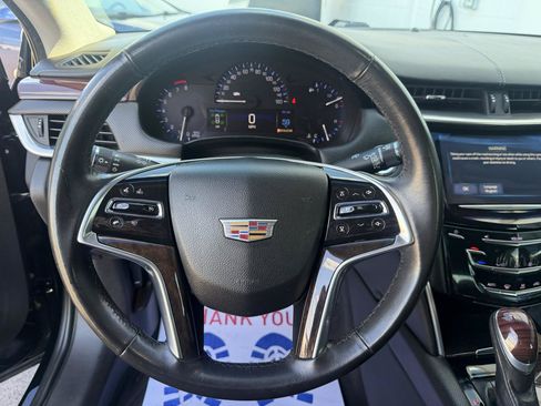 Used 2016 Cadillac XTS FWD image 11