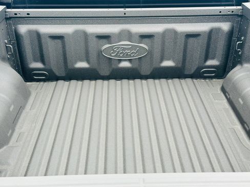 Used 2024 Ford Ranger Lariat w/ FX4 Off-Road Package image 8